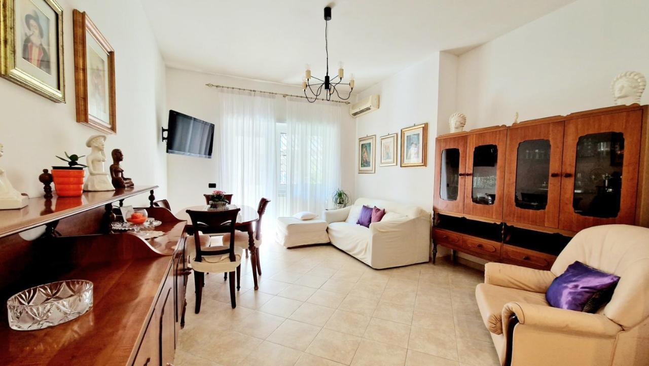 Giulia Home Apartment Metro Conca D'Doro Roma Екстериор снимка