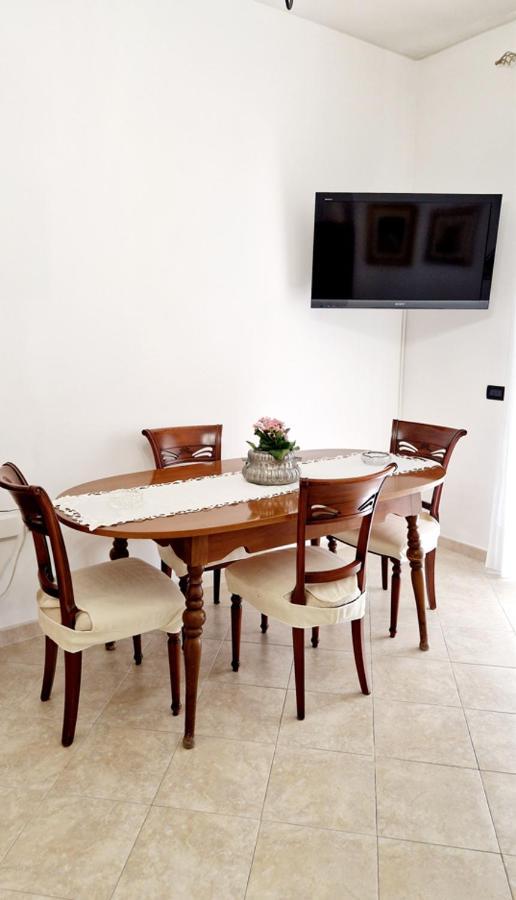 Giulia Home Apartment Metro Conca D'Doro Roma Екстериор снимка